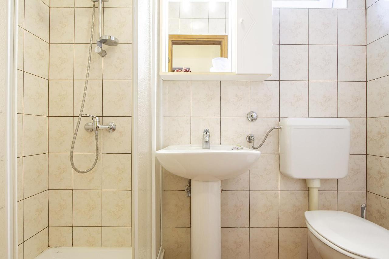 Apartmani Justic Nijvice Zewnętrze zdjęcie
