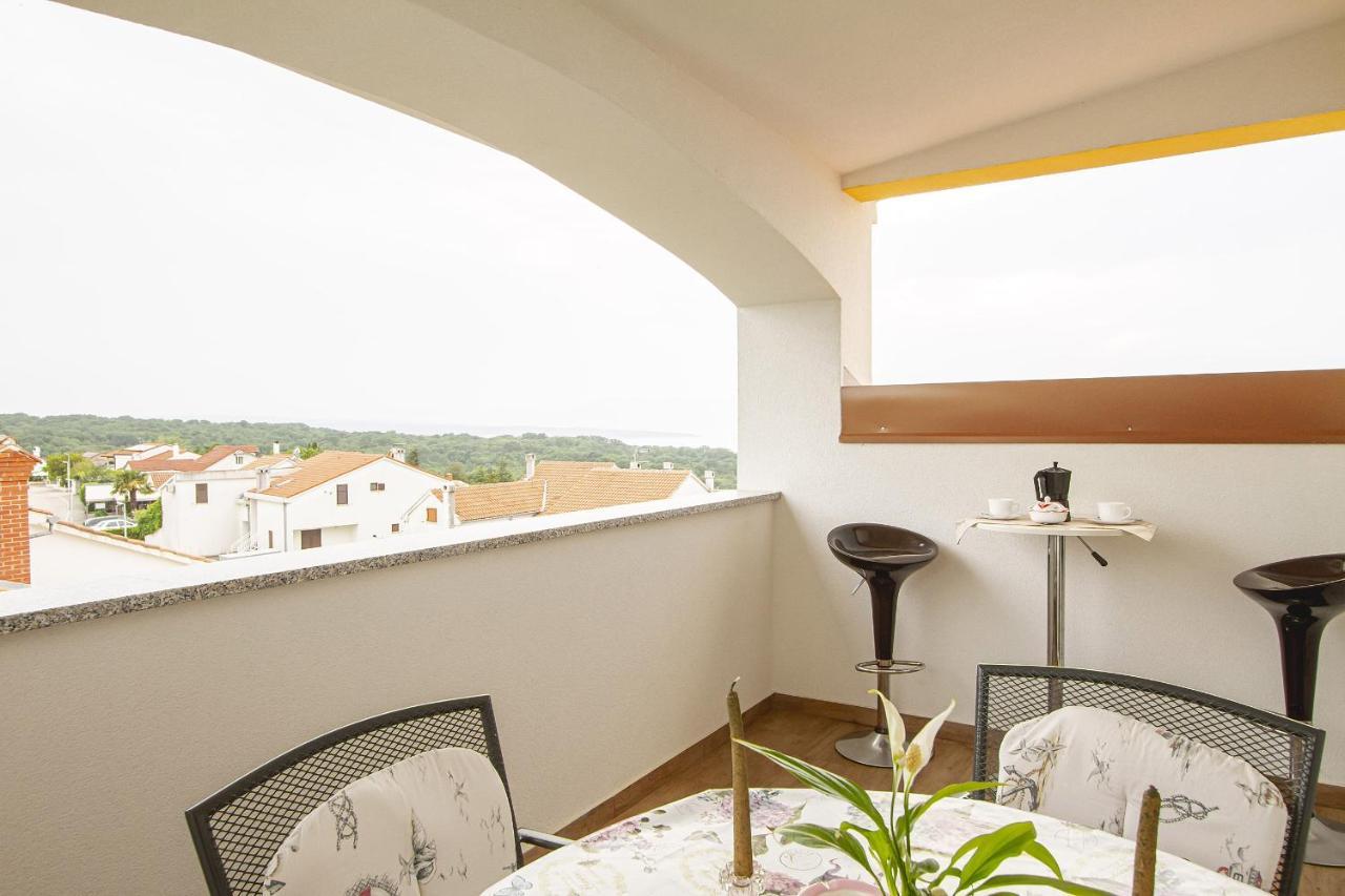 Apartmani Justic Nijvice Zewnętrze zdjęcie